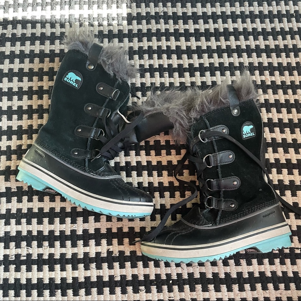 Sorel Girls Joan of Arctic Waterproof Snow boots 2